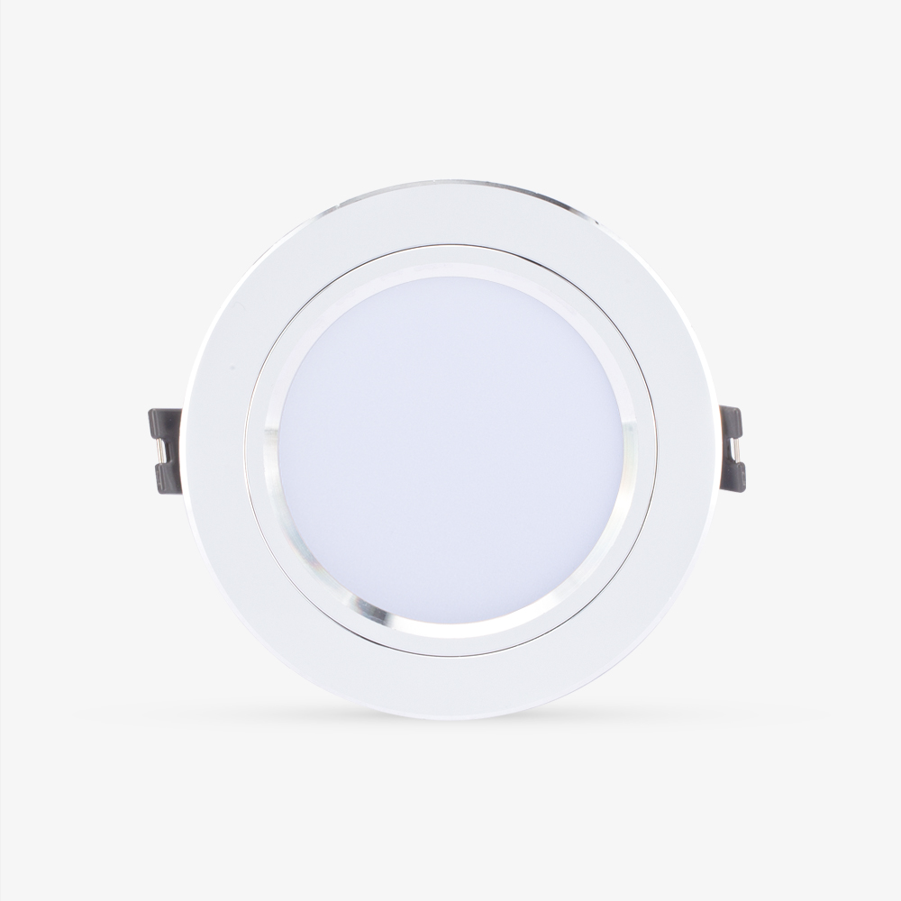 AT10B Đèn downlight Rạng Đông AT10 là giải pháp chiếu sáng LED âm trần hiện đại, thiết kế tinh tế với viền bạc/vàng sang trọng. Sản phẩm nổi bật nhờ công suất 10W, ánh sáng đa dạng (trắng, vàng, trung tính), tiết kiệm điện năng và tuổi thọ lên đến 30.000 giờ. Đây là lựa chọn lý tưởng cho phòng khách, văn phòng, khách sạn và các công trình cần ánh sáng bền đẹp, thân thiện môi trường.